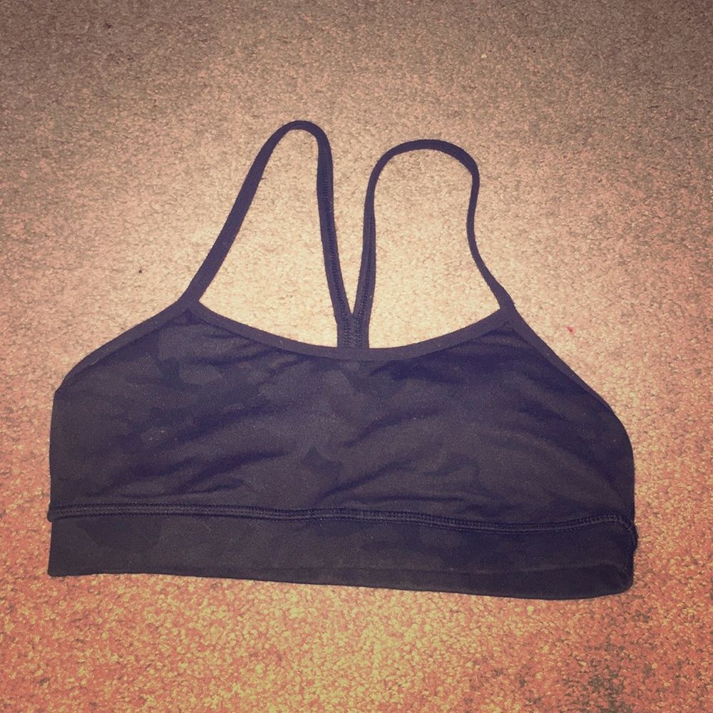 Athletic bra